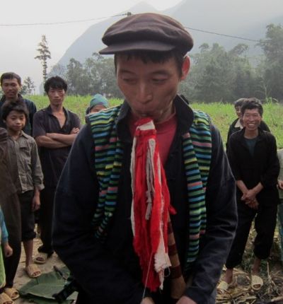 Peter Marsden Cycling on the  tour with redspokes